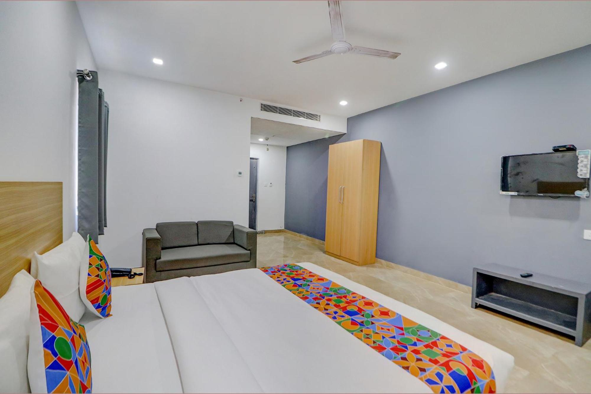 Fabhotel Premium Kashi Варанаси Екстериор снимка