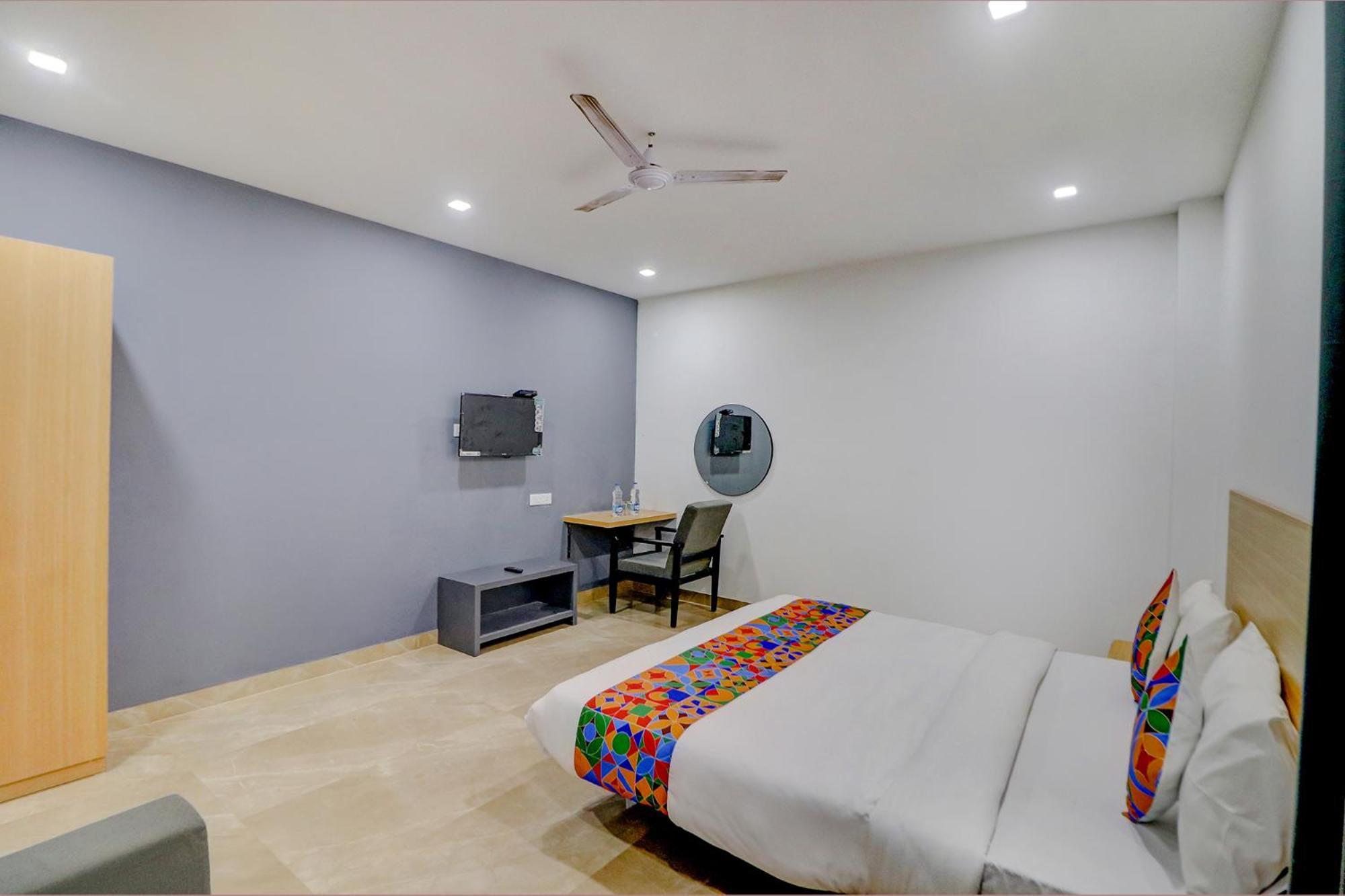 Fabhotel Premium Kashi Варанаси Екстериор снимка